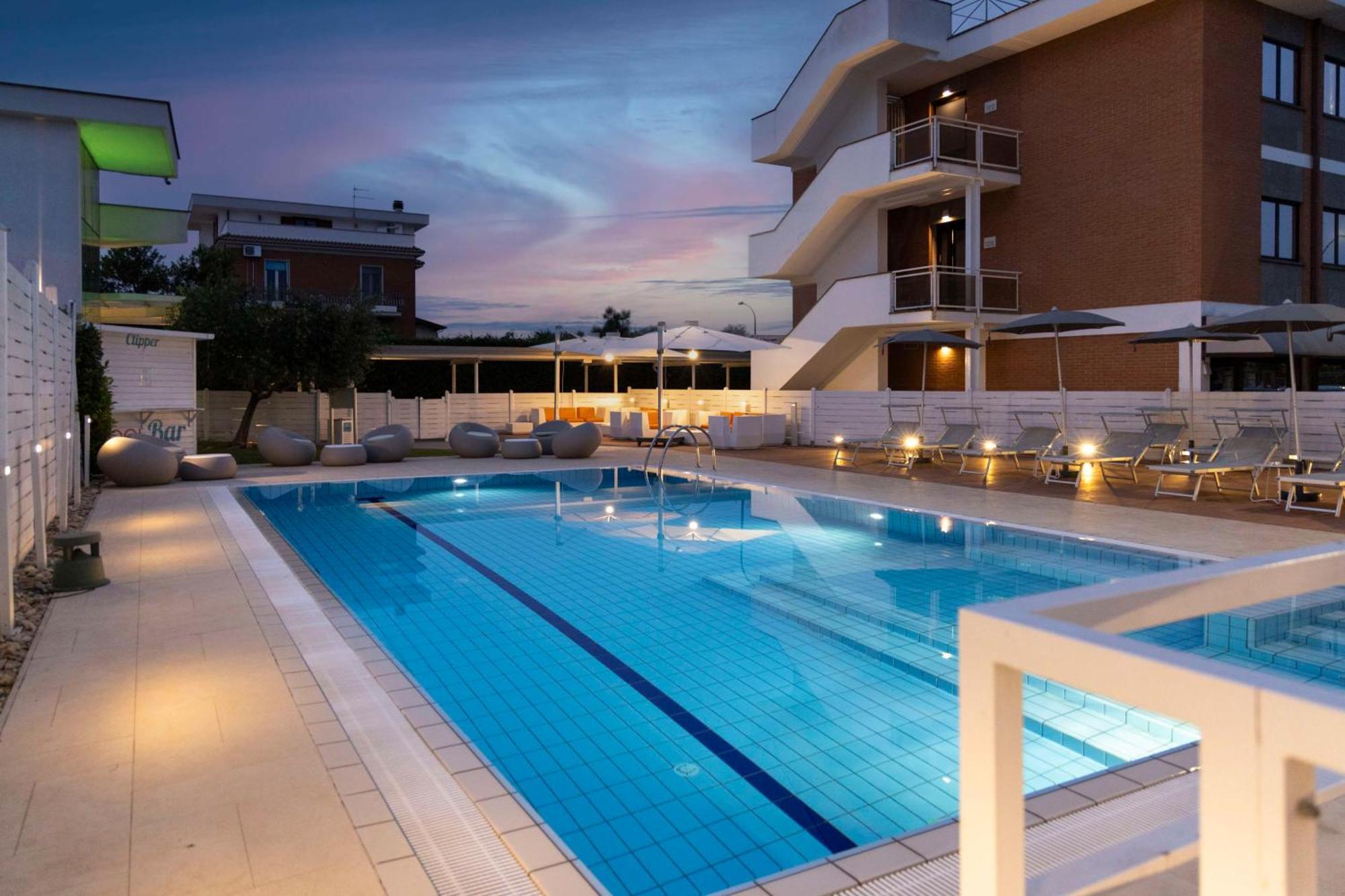 Best Western Hotel Rome Airport Fiumicino Esterno foto