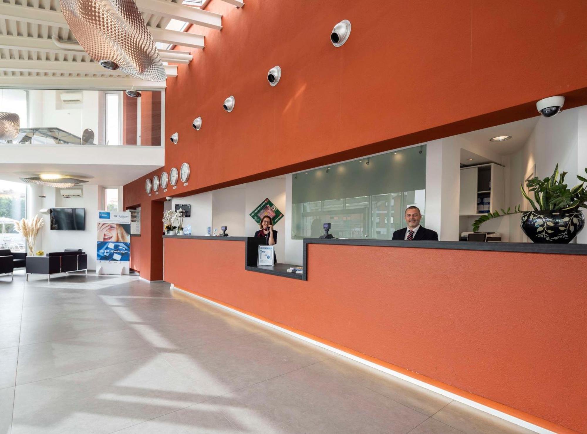 Best Western Hotel Rome Airport Fiumicino Esterno foto