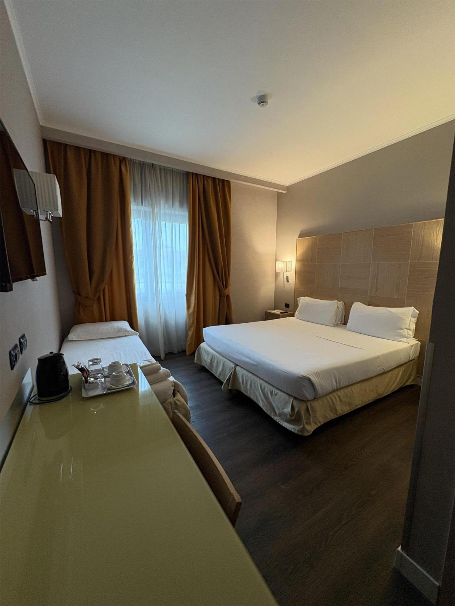 Best Western Hotel Rome Airport Fiumicino Esterno foto